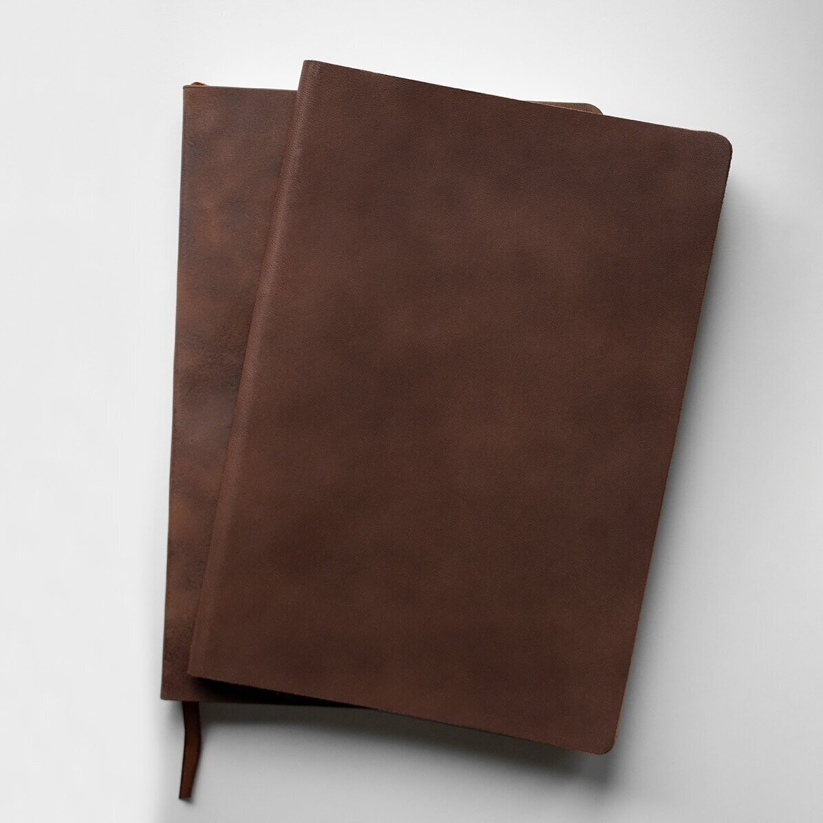 Agendă din piele FC Rapid personalizată cu nume și text