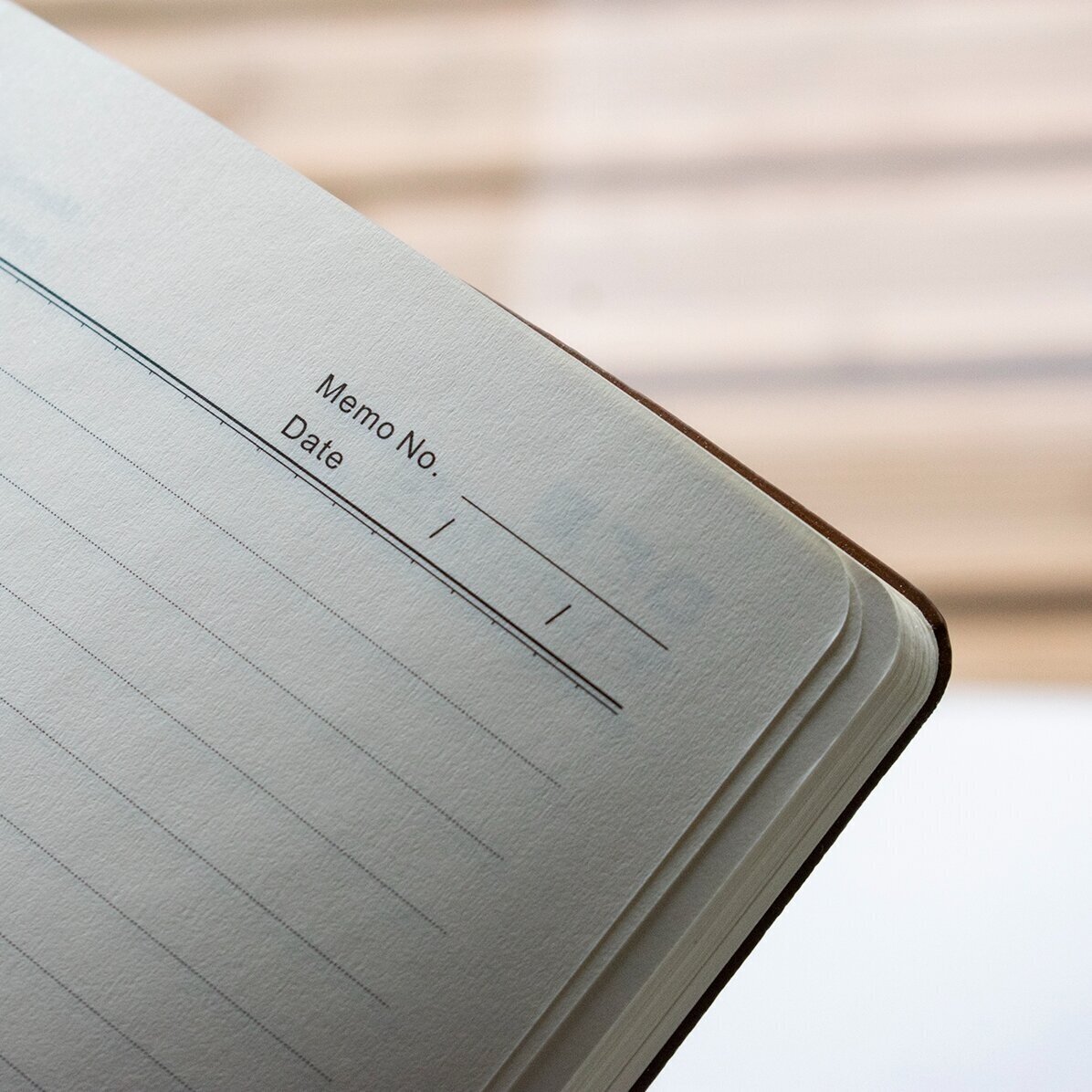 Agendă din piele personalizată cu citat motivațional - Rezoluțiile anului nou pentru ea