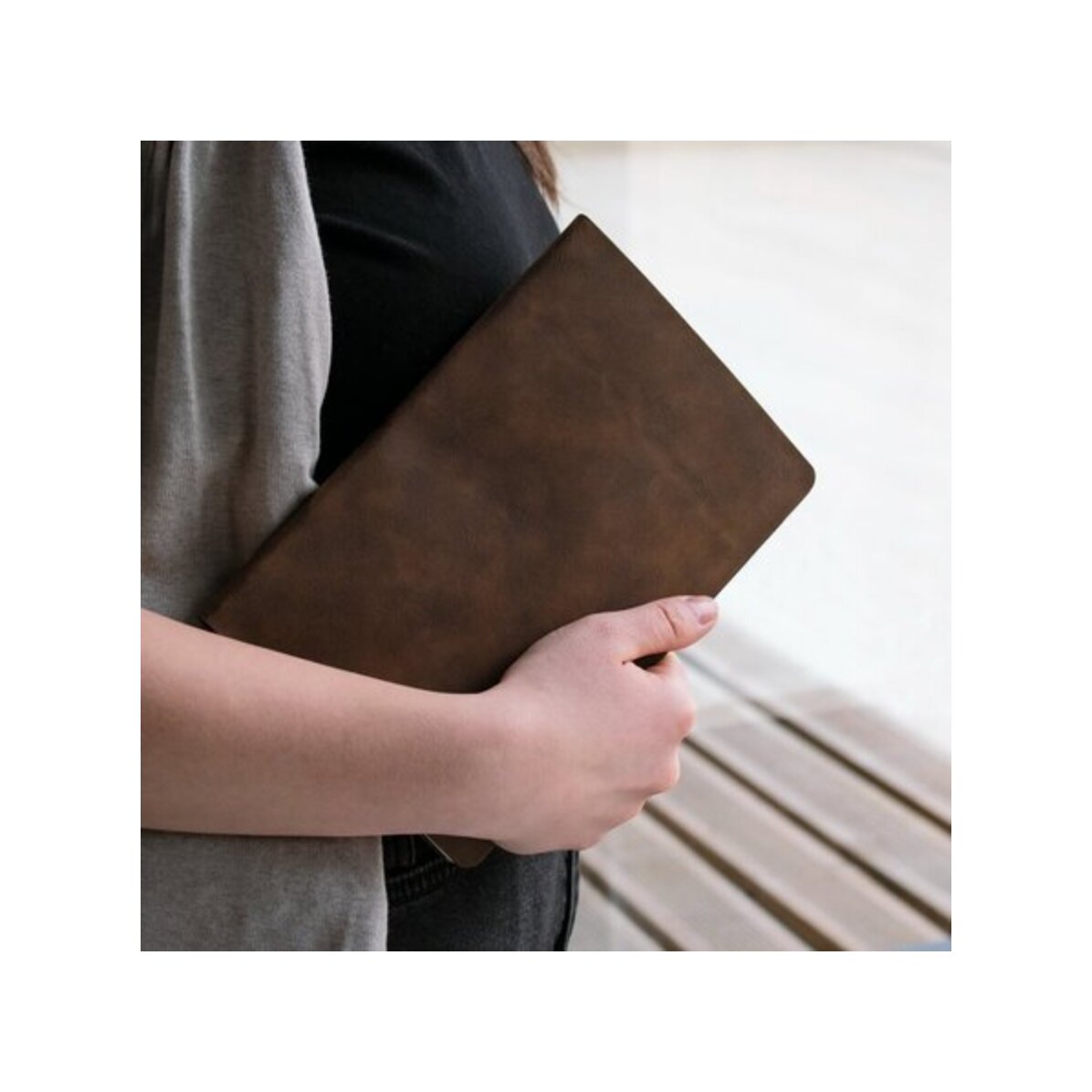 Agendă din piele personalizată cu nume pentru profesori - Semințele cunoașterii