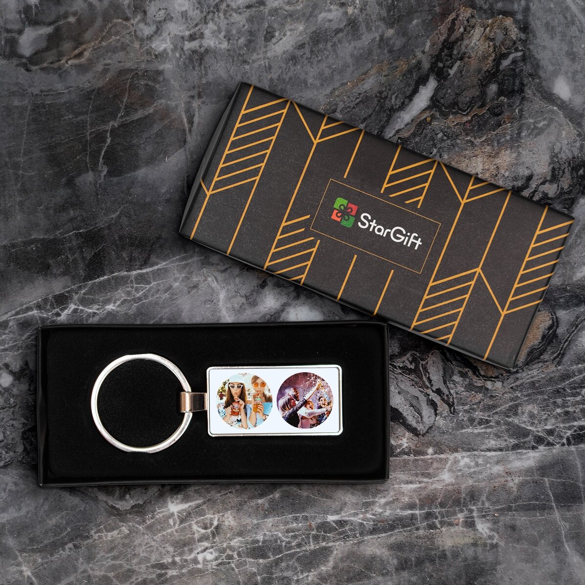 Breloc personalizat cu două poze și text 