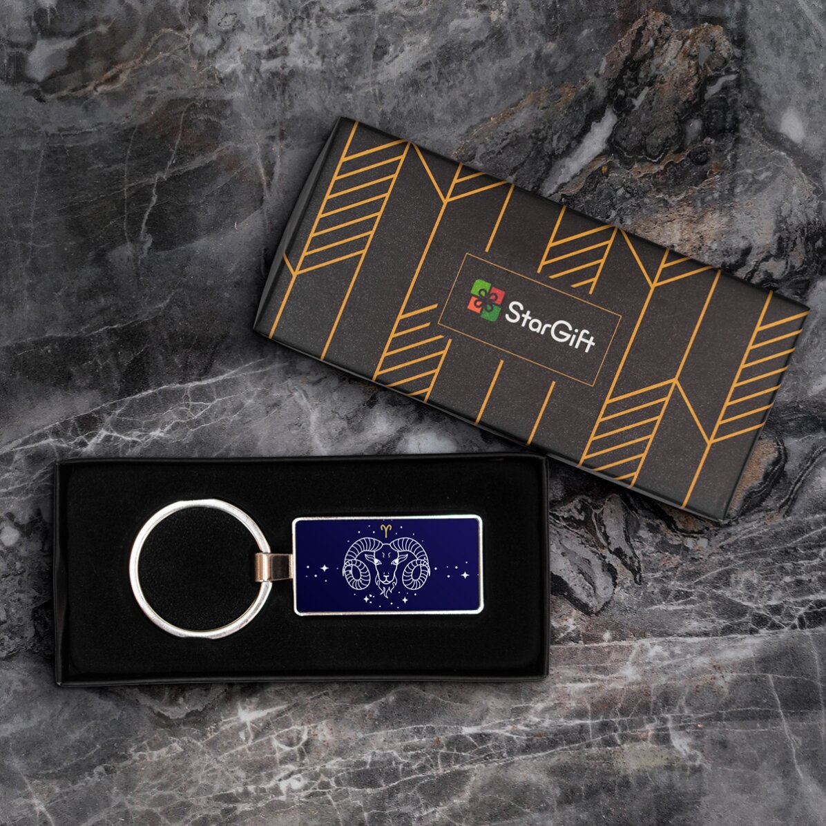 Breloc personalizat cu text și zodie - Berbec