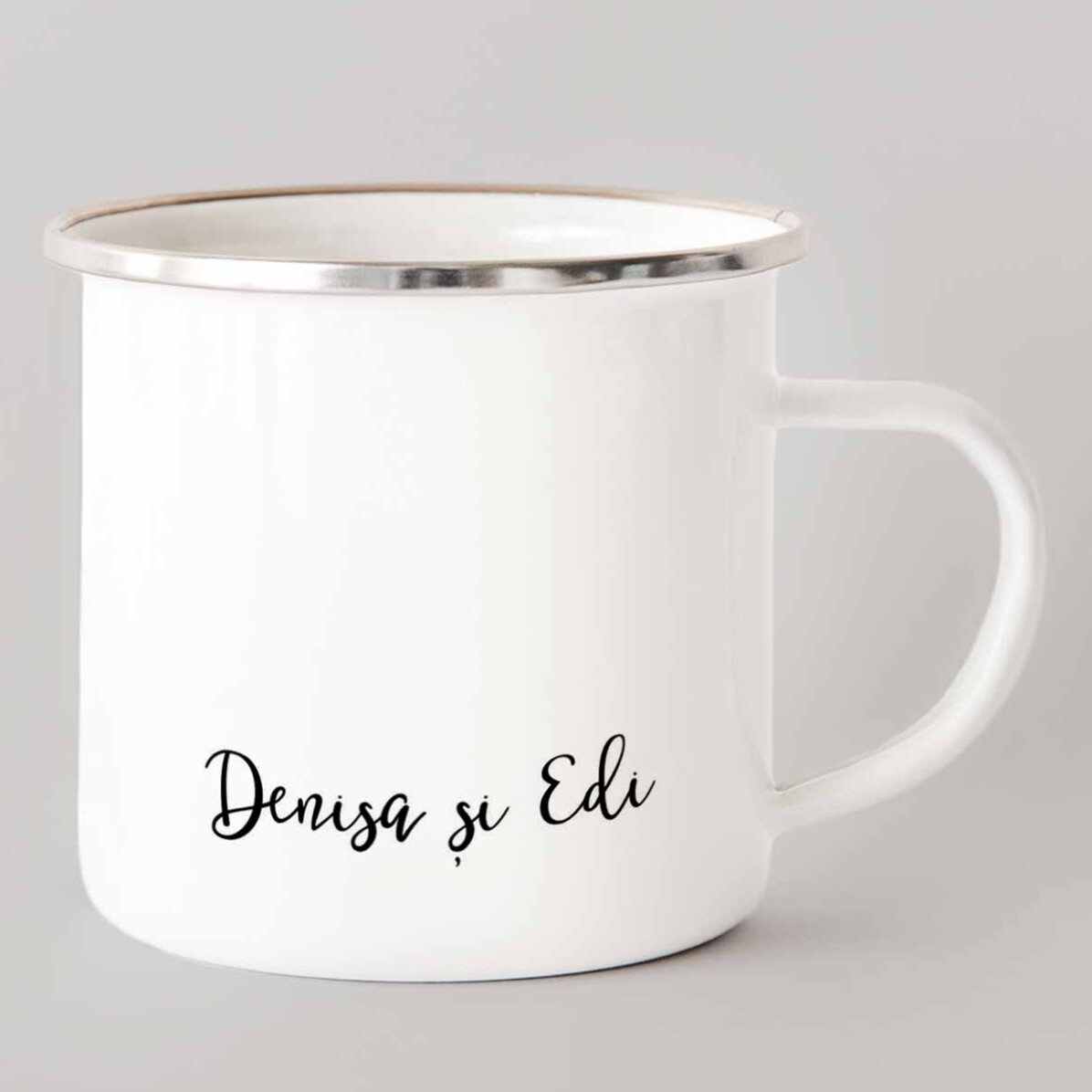 Cană metalică emailată personalizată cu poza și text - Model inimă