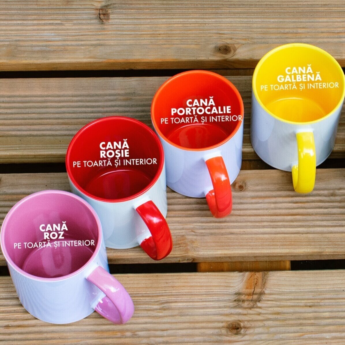 Cană personalizată cu text - Grinch before coffee