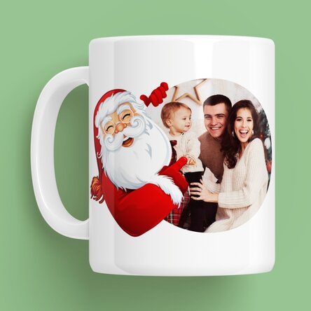 Cană personalizată cu text și o poză cu Moș Crăciun