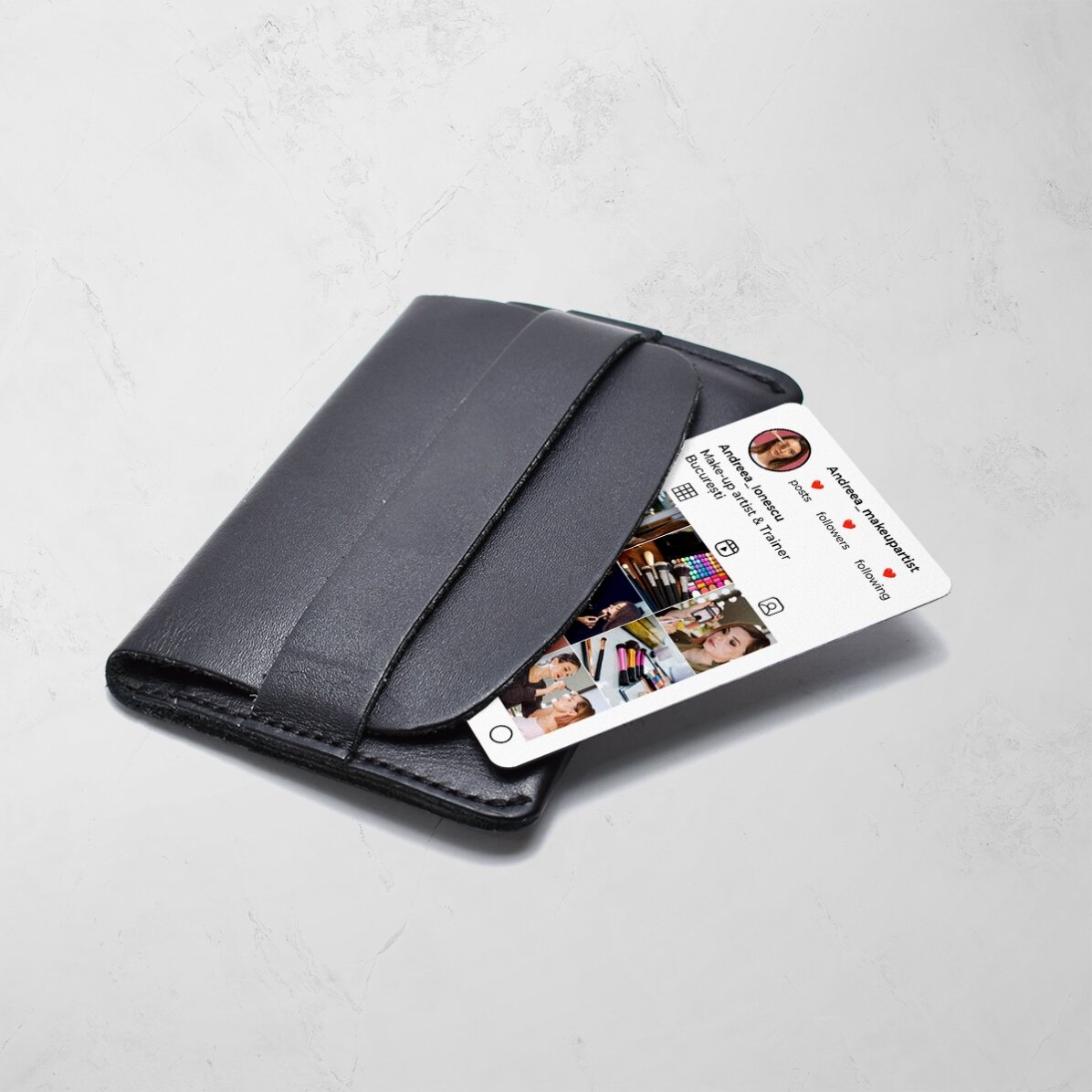 Carte de vizită aluminiu personalizată față-verso cu cod QR, text și poze - Instagram