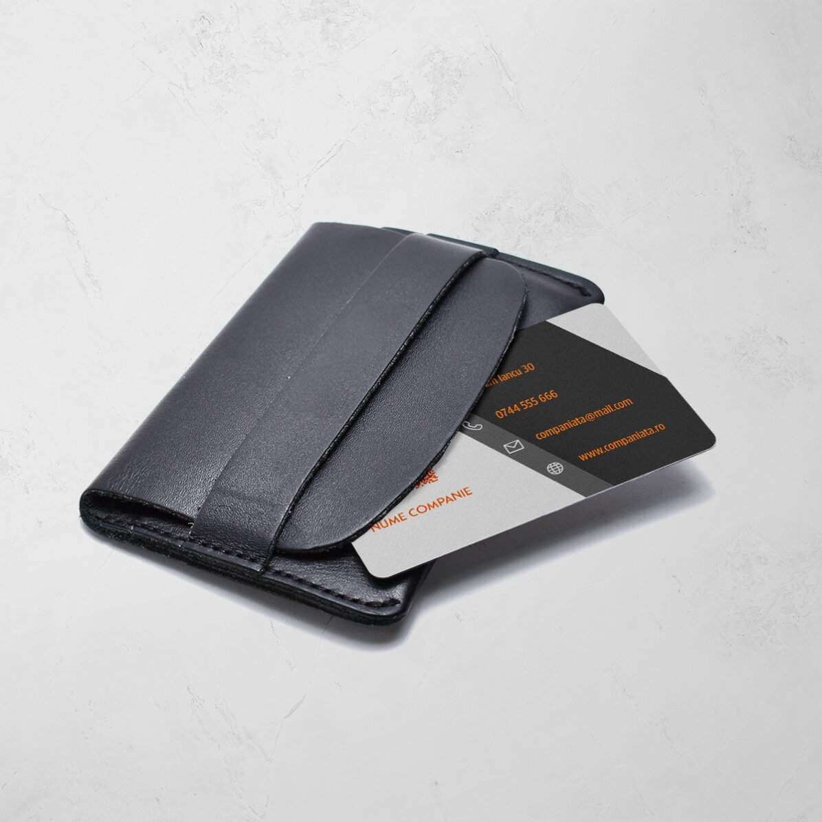 Carte de vizită aluminiu personalizată față-verso cu logo, cod QR și text