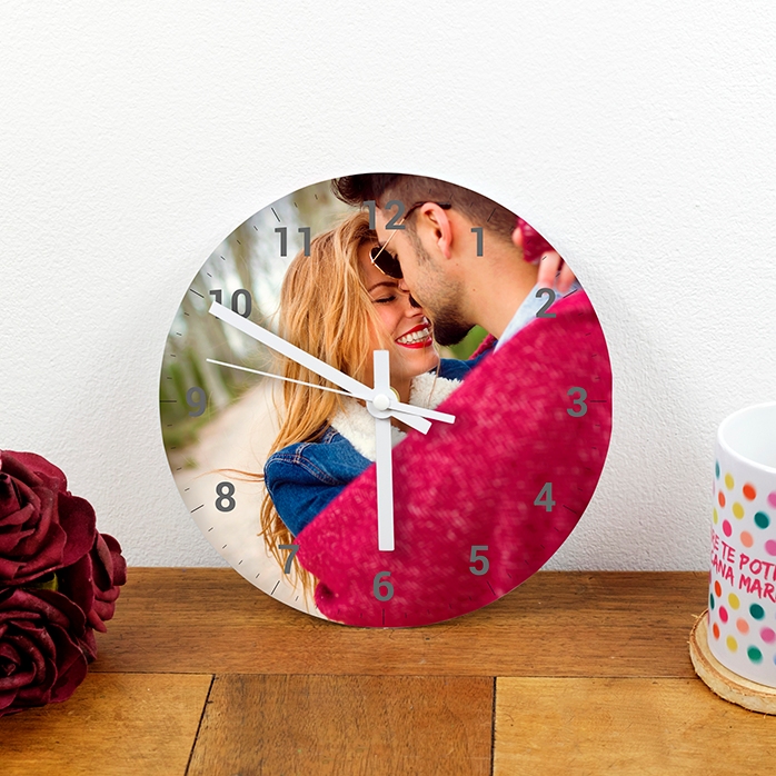 Ceas personalizat cu o poză