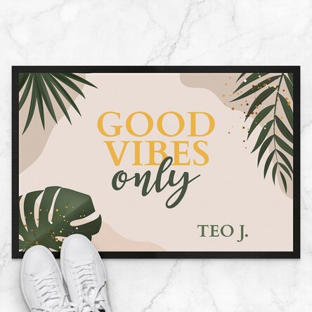 Covoraș de intrare personalizat cu text - Good vibes