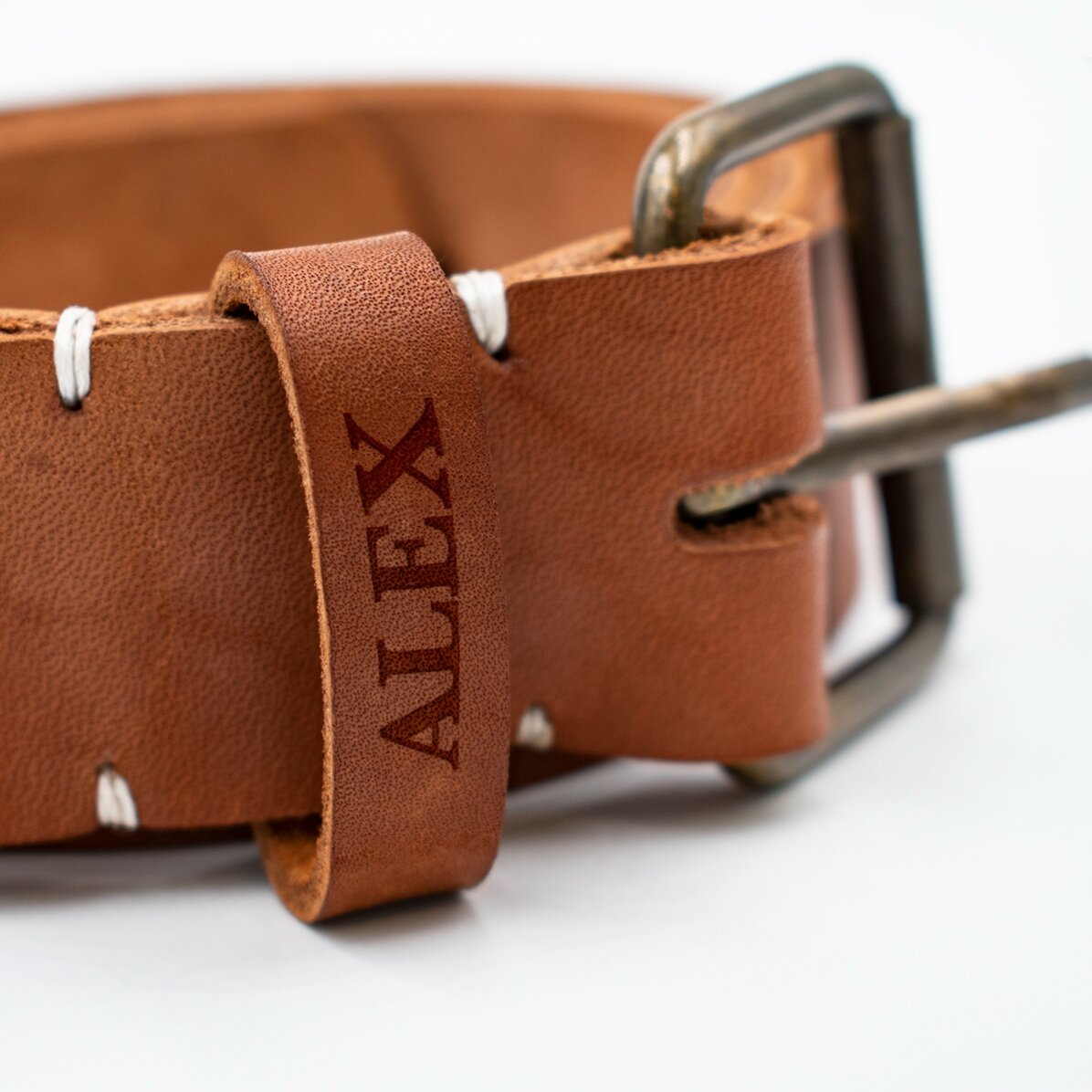 Curea din piele personalizată cu nume