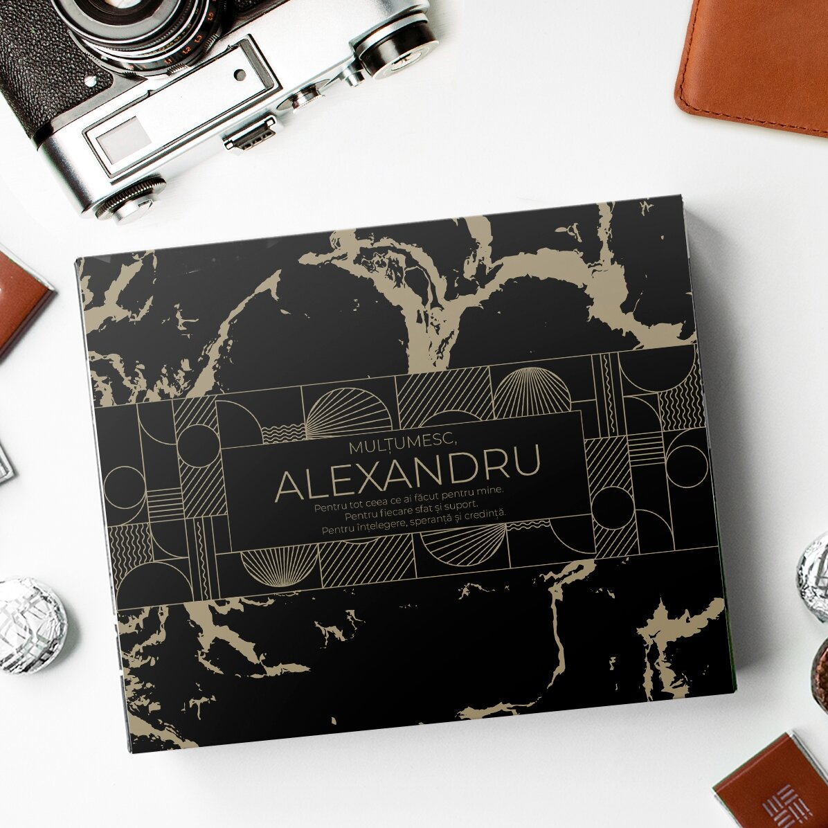 Cutie de bomboane personalizată cu text - Mulțumesc