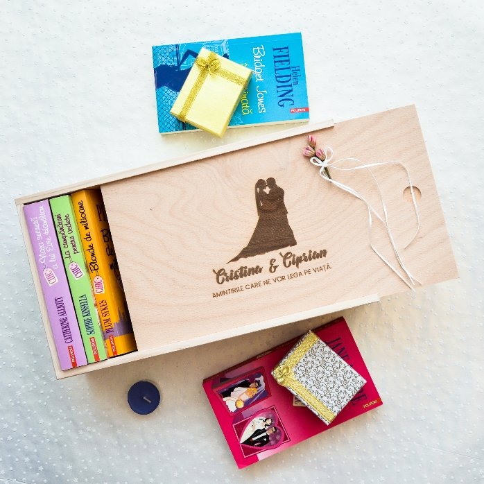 Cutie de cadou personalizată din lemn - Amintirile noastre