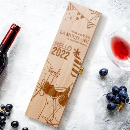 Cutie de vin personalizată cu mesaj ”La mulți ani!” 