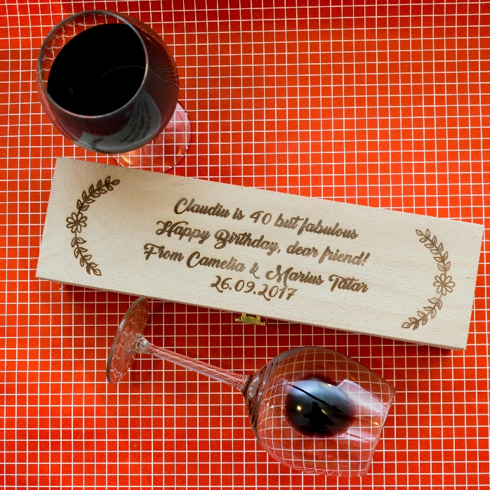 Cutie de vin personalizată cu mesaj