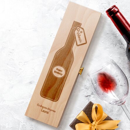 Cutie de vin personalizată cu nume și mesaj - Happy Birthday 