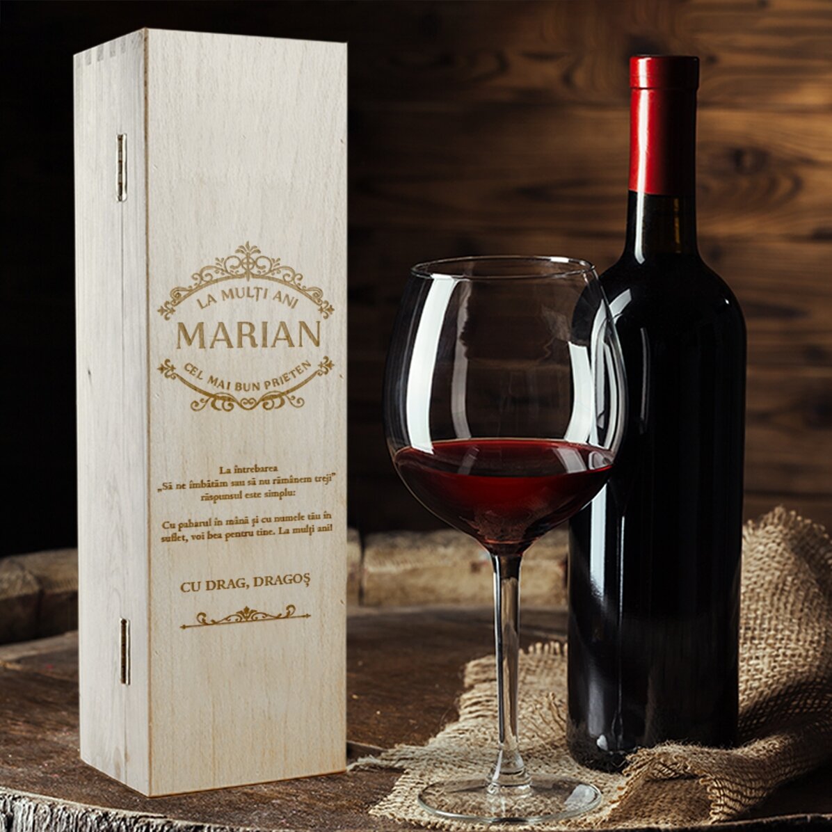 Cutie de vin personalizată cu text pentru zi onomastică