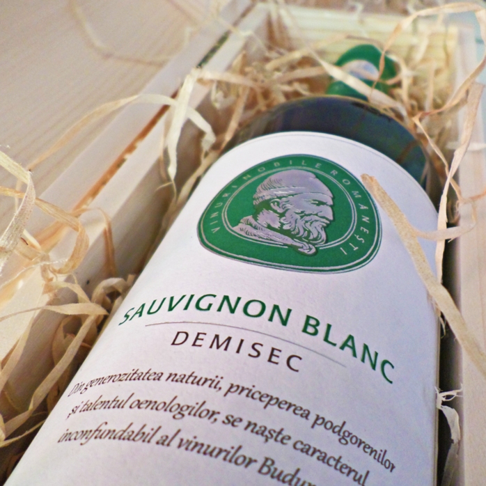 Cutie de vin personalizată - Happy Birthday bottle