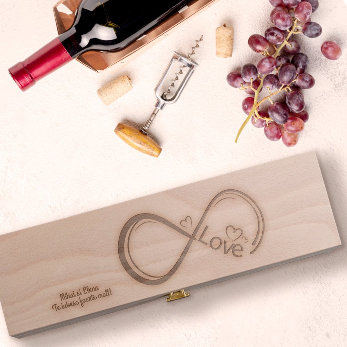 Cutie de vin personalizată - Infinite Love
