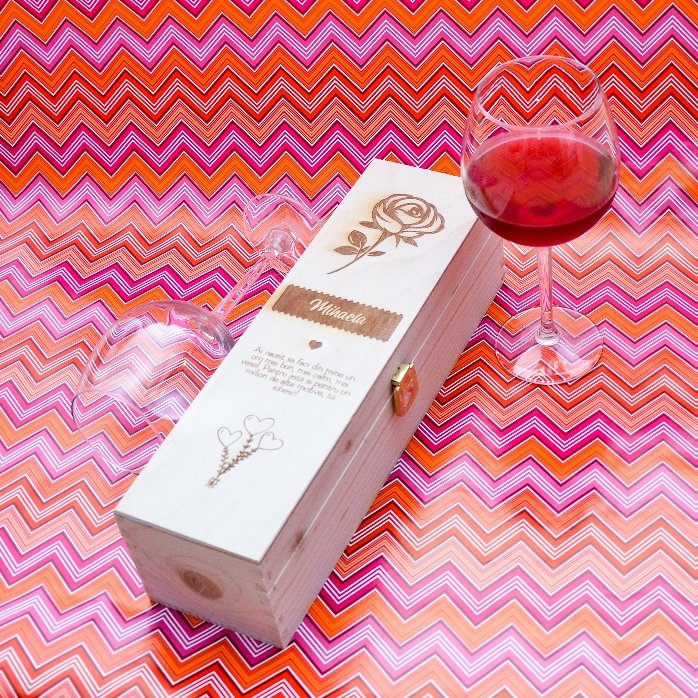 Cutie de vin personalizată - Trandafirul iubirii