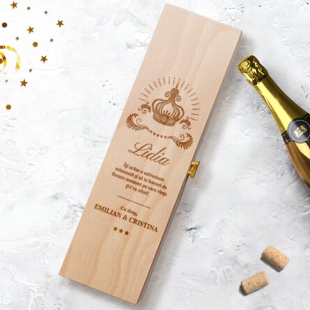 Cutie de vin spumant personalizată cu text - Crown