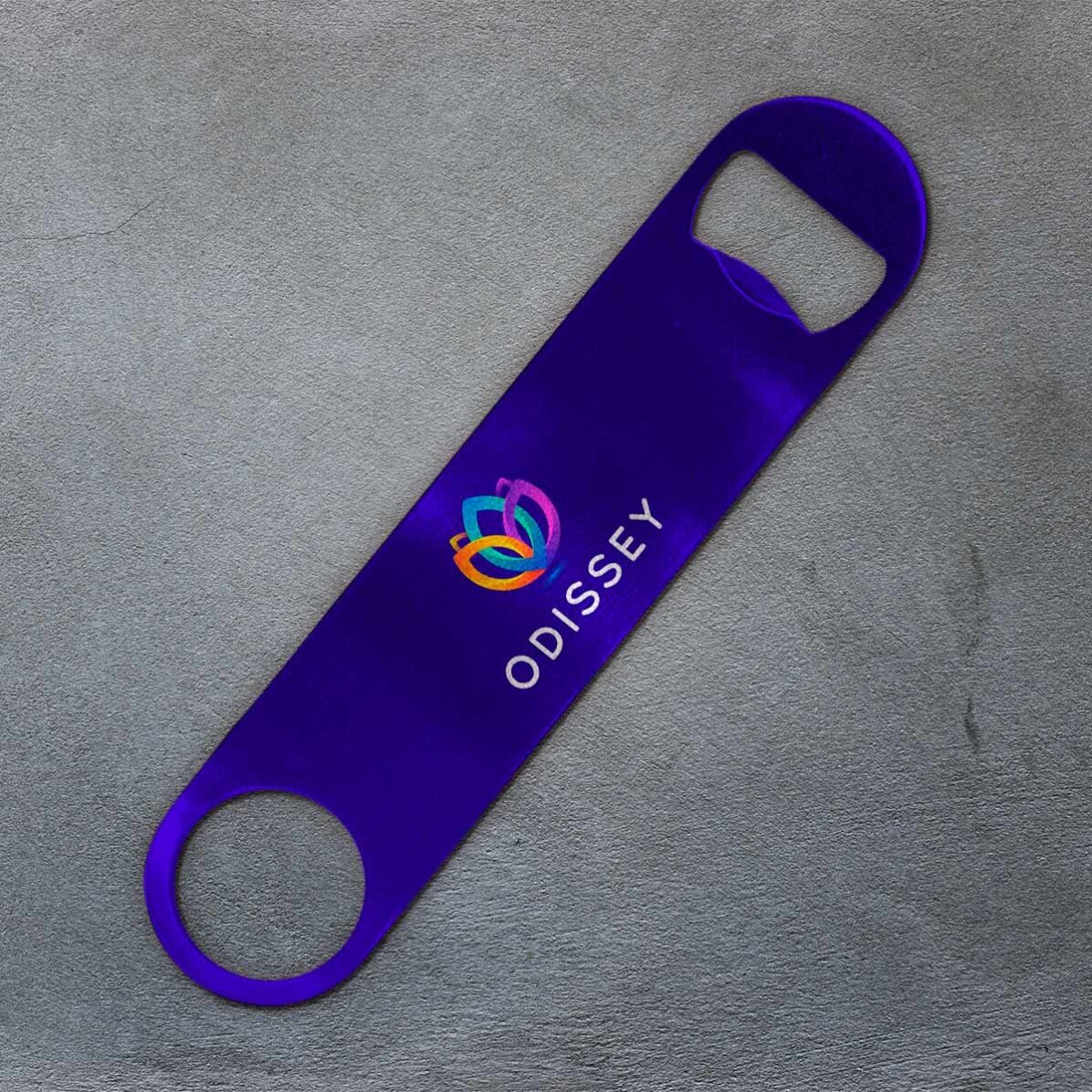 Desfăcător de bere personalizat cu logo pe fundal color