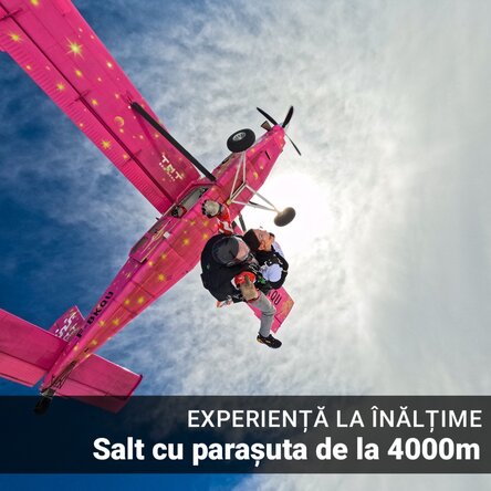 Experiență cadou la înălțime - Salt în tandem cu parașuta de la 4000m 