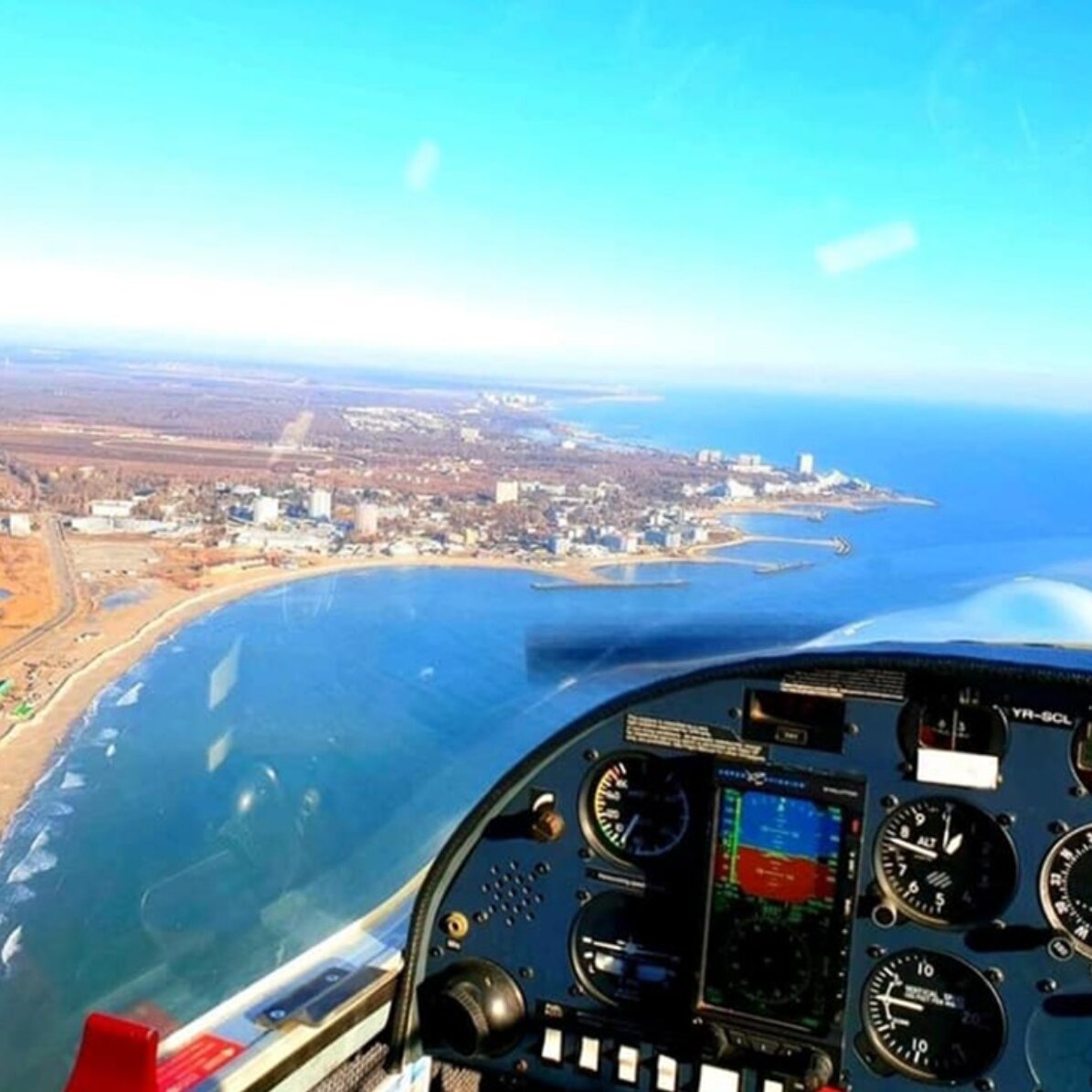 Experiență cadou la înălțime - Zbor cu elicopterul în Tuzla