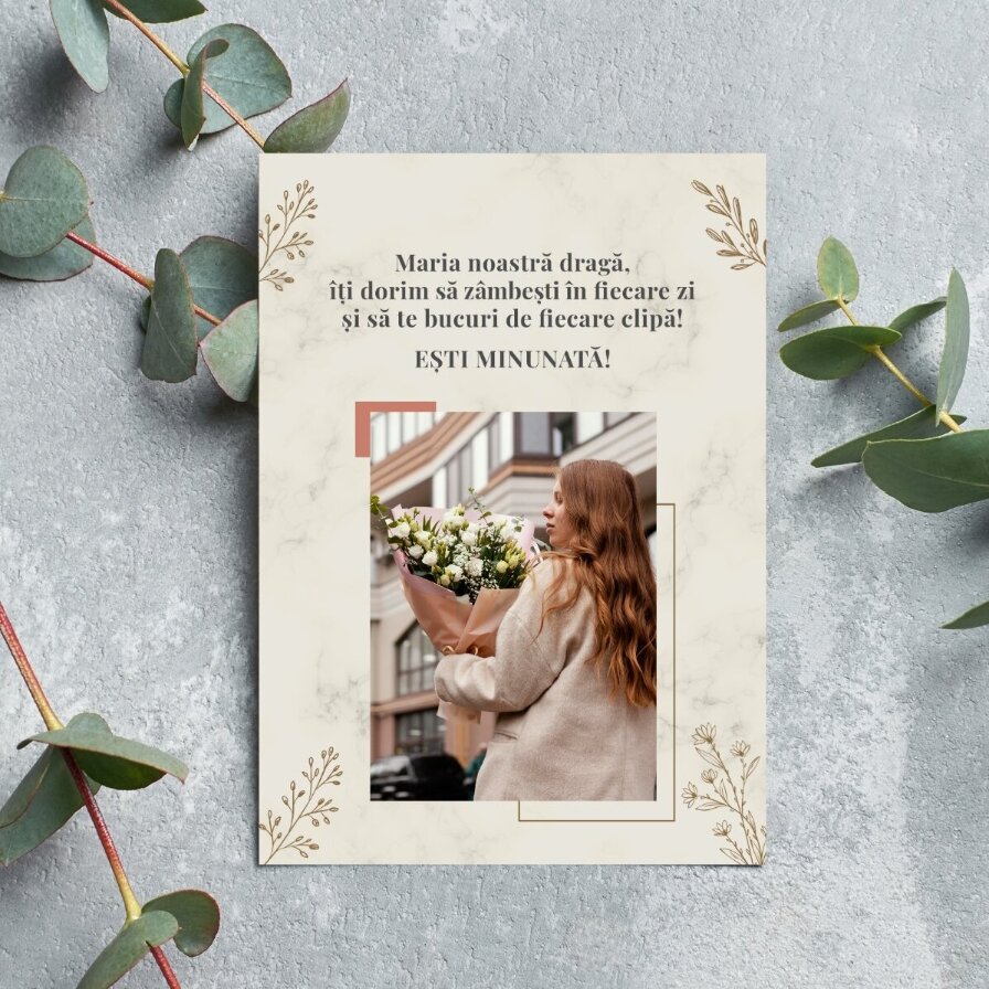 Üdvözlőkártyák és kártyák Szent Mária számára