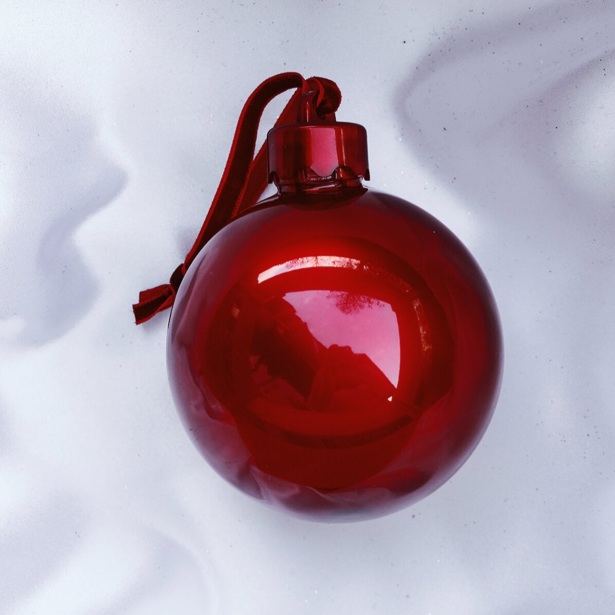 Glob personalizat cu o poză și logo