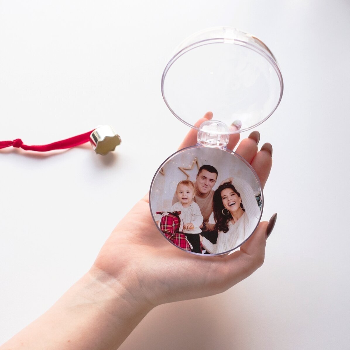 Glob transparent personalizat față-verso cu o poză și mesaj - Our first christmas as 