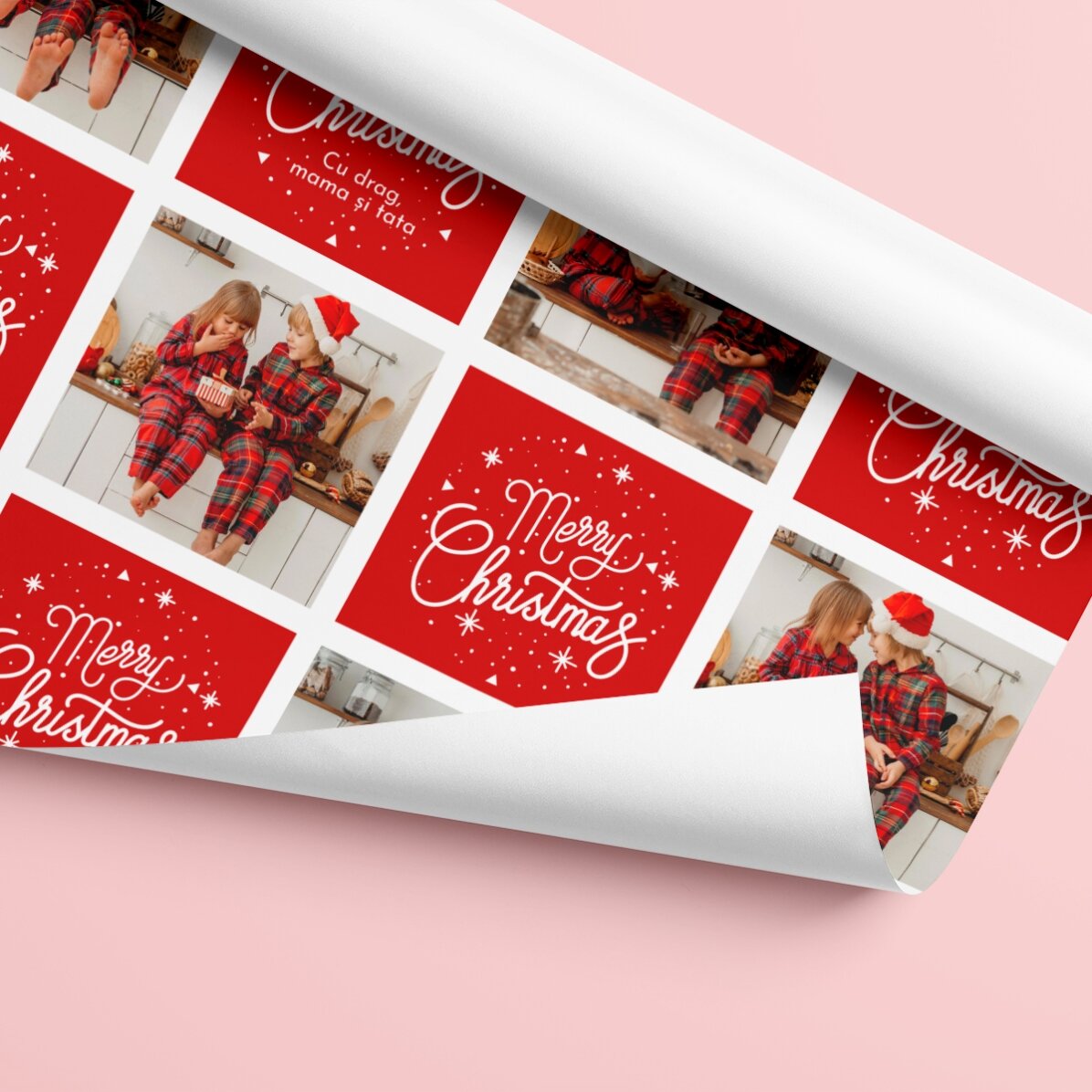 Hârtie de împachetat cadouri personalizată cu 12 poze și text - Pătrățele și mesaje de Crăciun