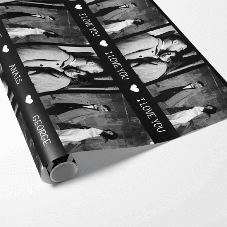 Hârtie de împachetat cadouri personalizată cu o poză și text - Love
