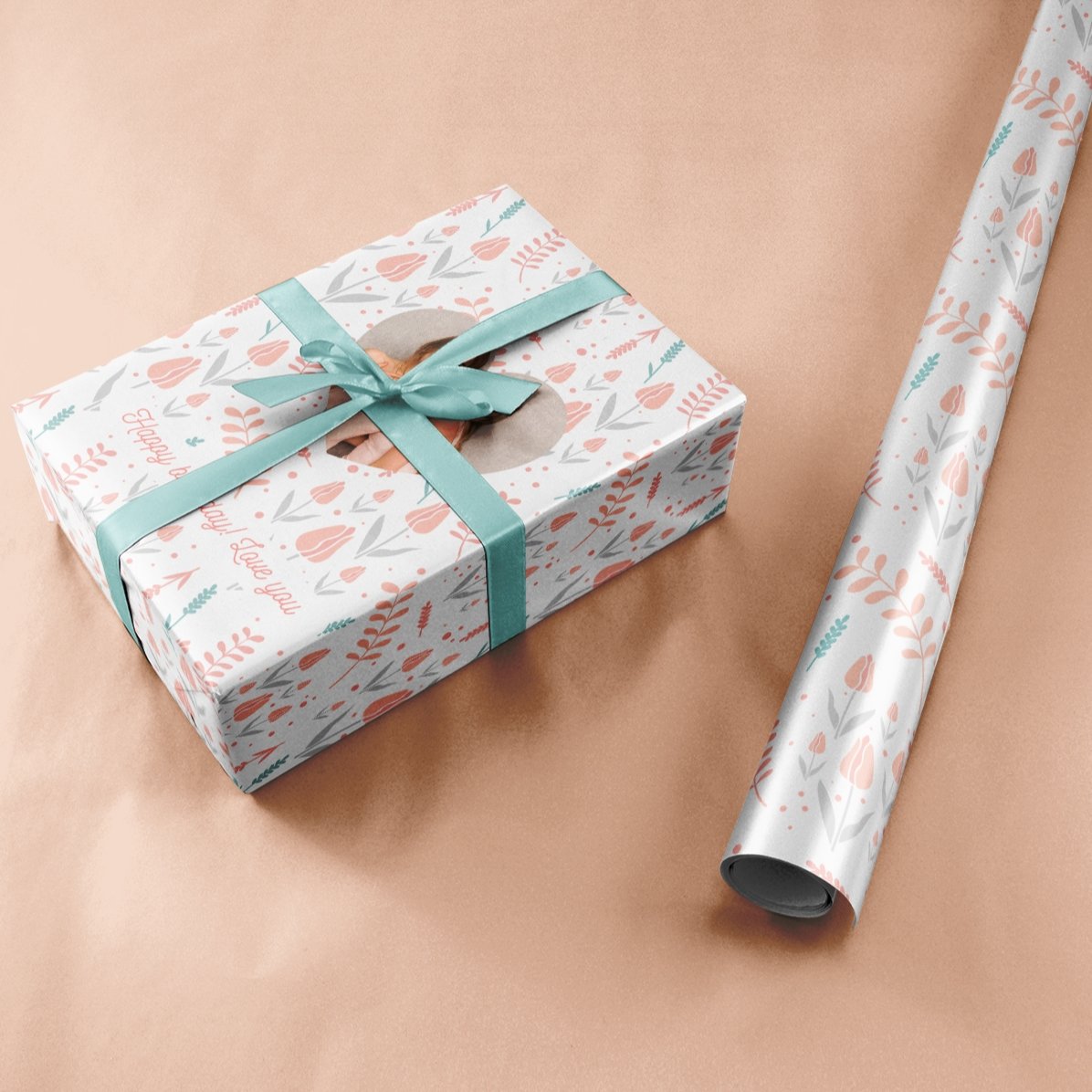 Hârtie de împachetat cadouri personalizată cu o poză și text - Spring