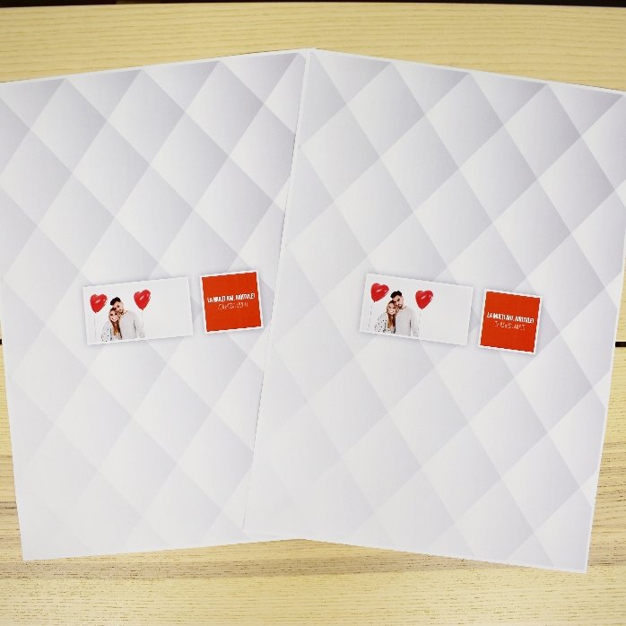 Hârtie de împachetat cadouri personalizată cu o poză și text 