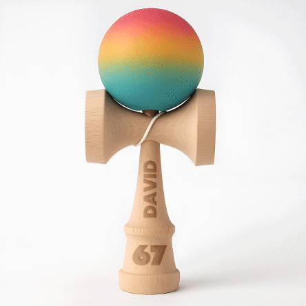 Személyre szabott kendama névvel - 67 Six Seven