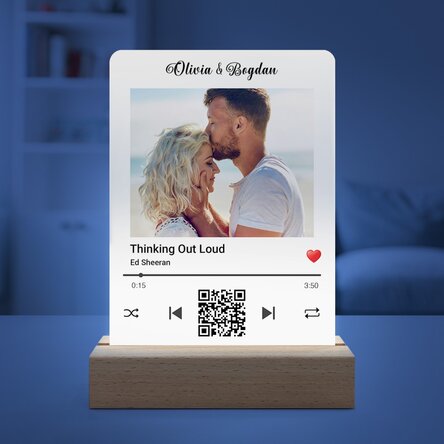 Lampă veghe LED personalizată cu o poză și cod QR - Melodia noastră