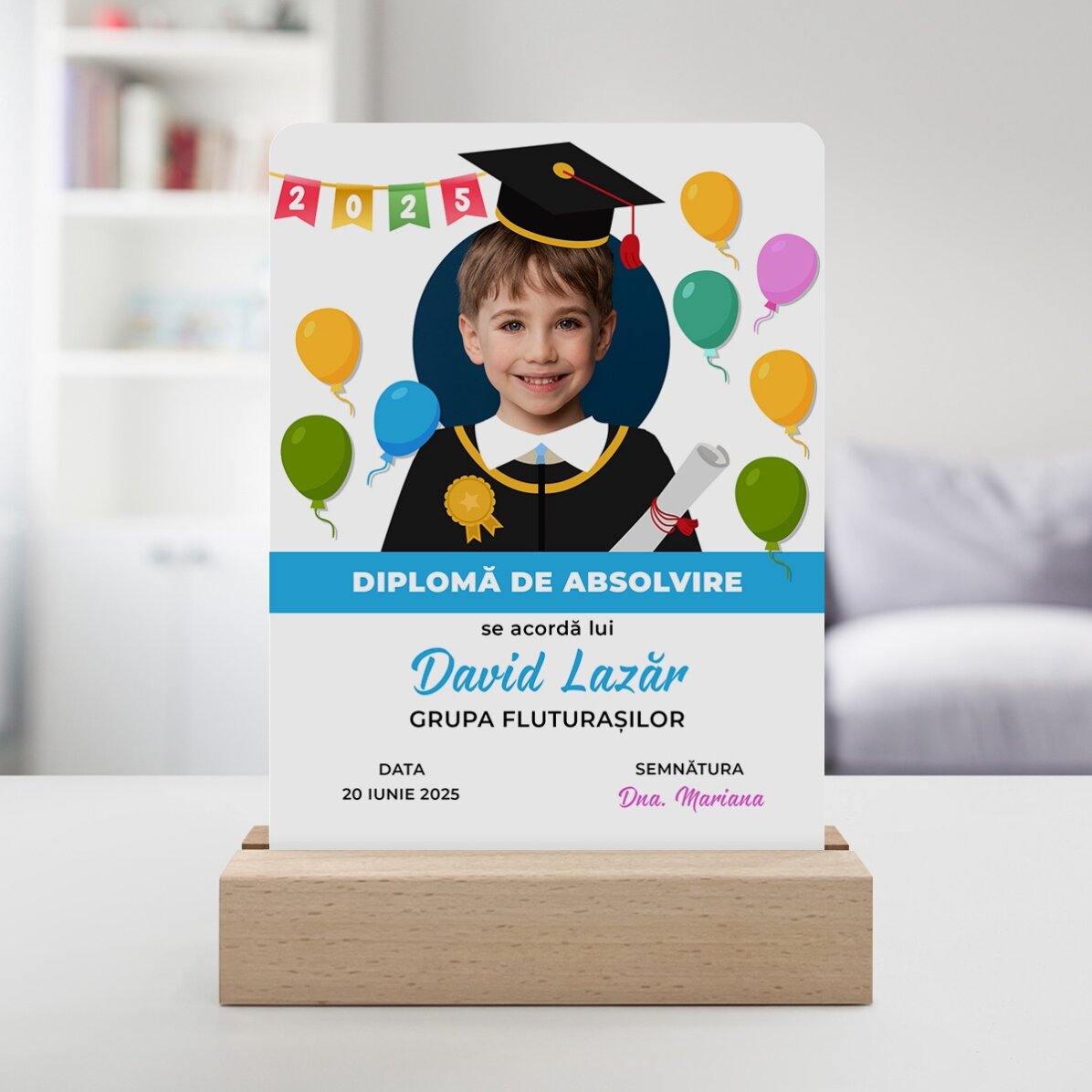 Lampă veghe LED personalizată cu o poză și mesaj pentru copii - Diplomă de absolvire