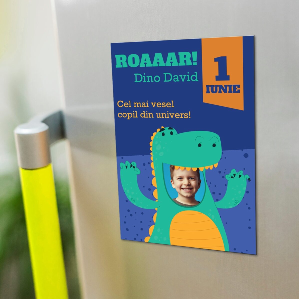 Magnet 10x15 cm personalizat cu o poză și text - Dino