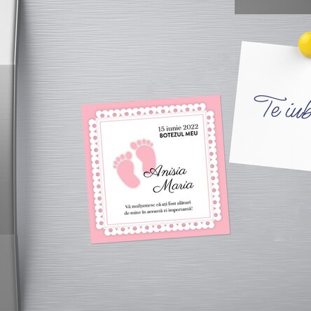 Magnet mărturie pentru botez 10x10 personalizat cu text - Piciorușe