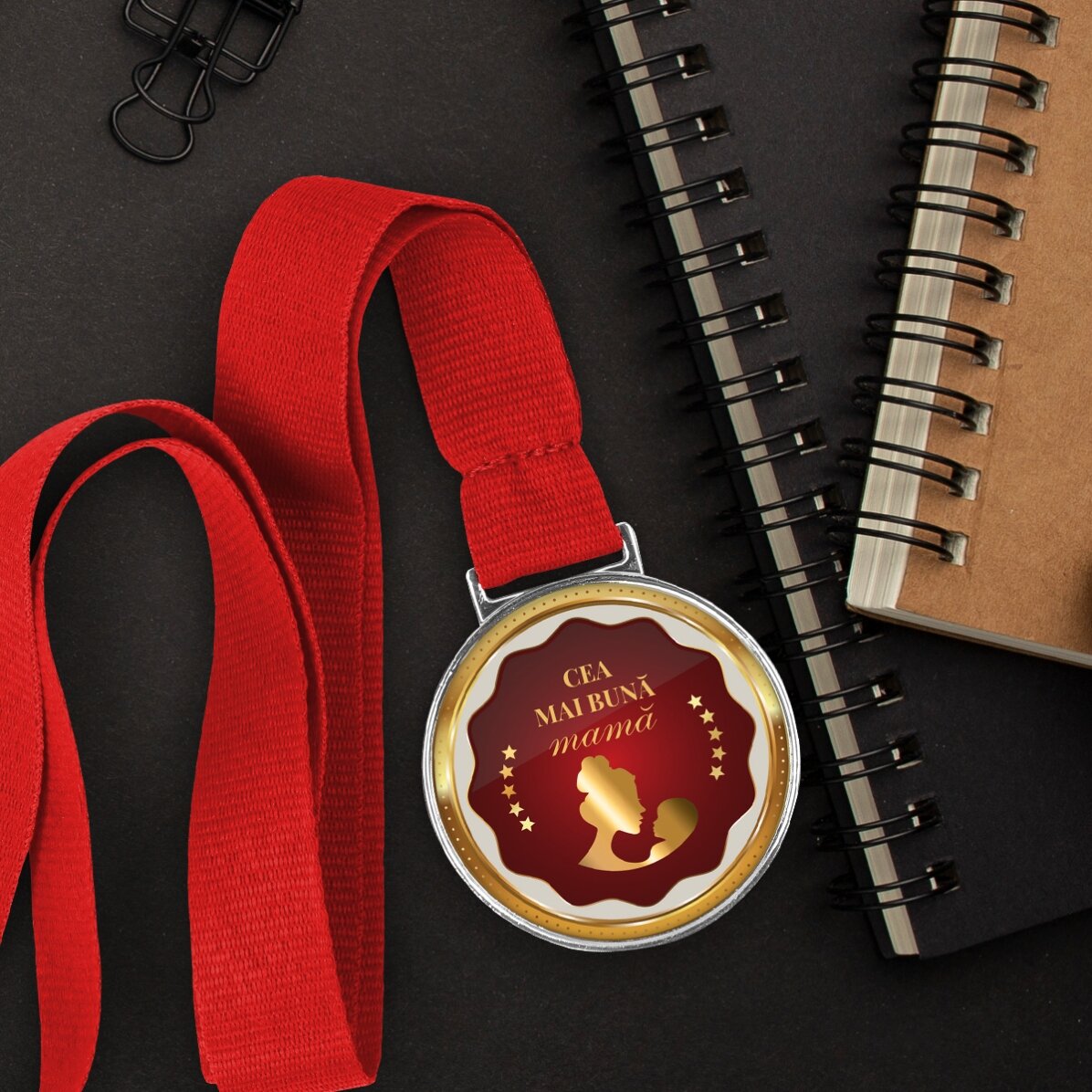 Medalie personalizată cu text - Cea mai bună mamă