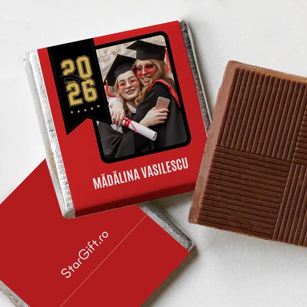 Mini csokoládé, névvel és évszámmal személyre szabva diplomásoknak