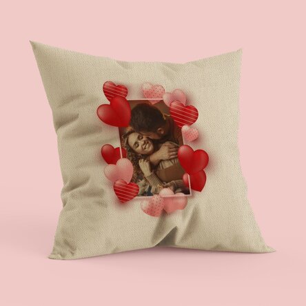 Pernă personalizată cu o poză și inimioare - Iubirea noastră - In