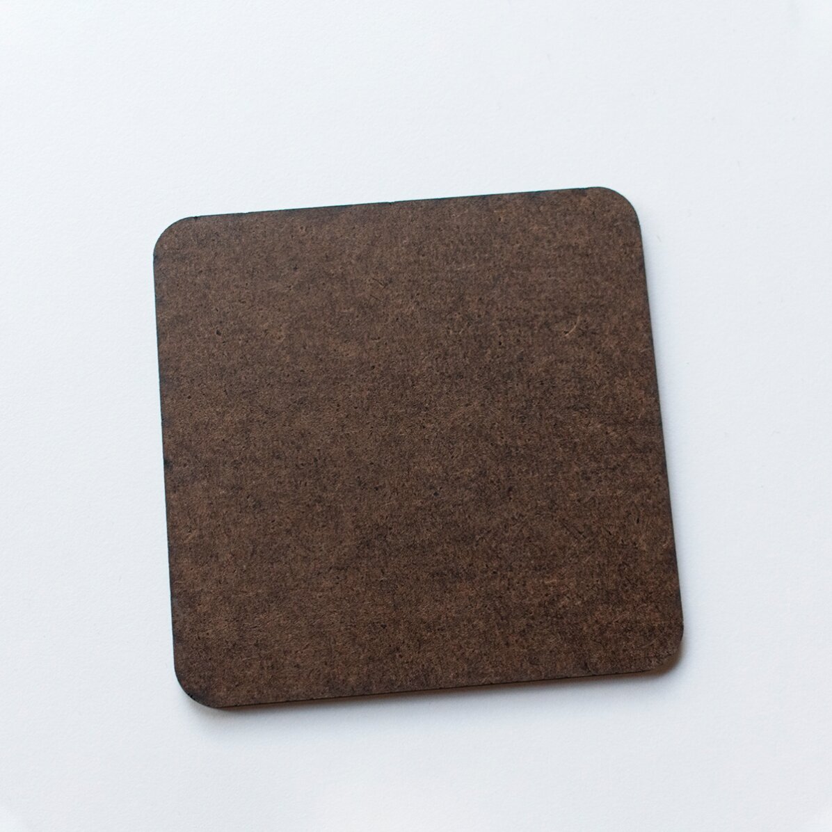 Plachetă personalizată cu cod QR și text