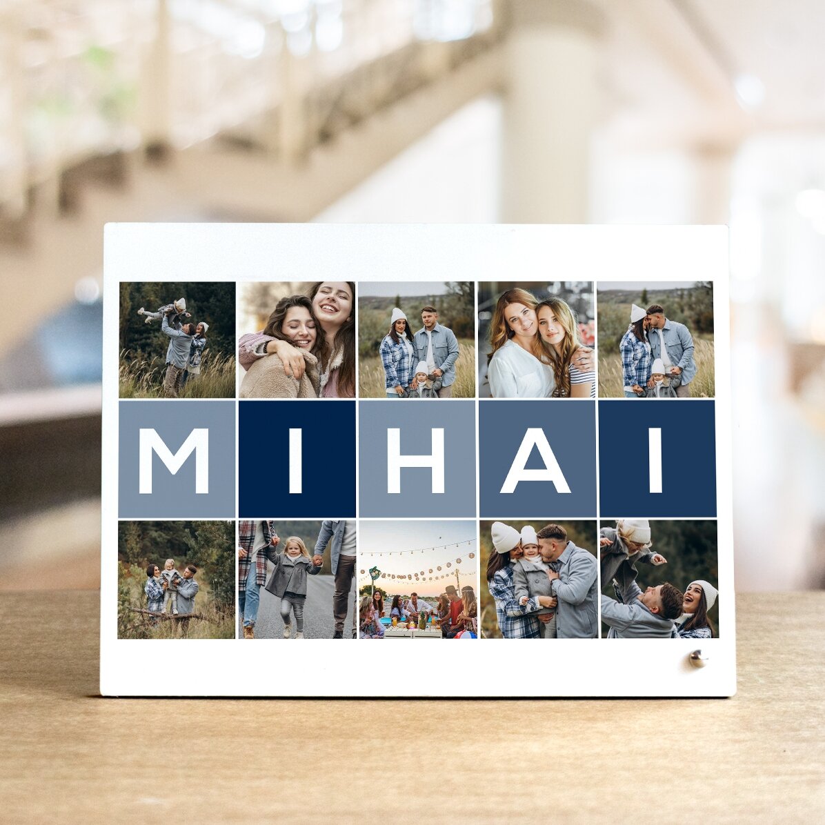 Ramă foto de birou personalizată cu 10 poze și nume din 5 litere