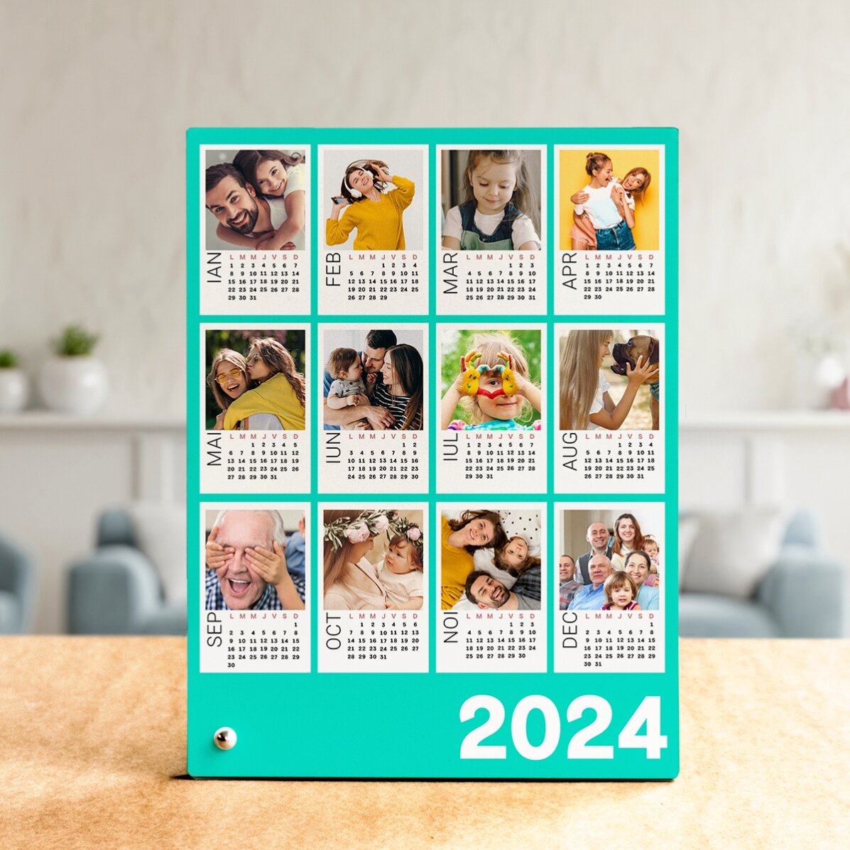 Ramă foto de birou personalizată cu 12 poze și calendar