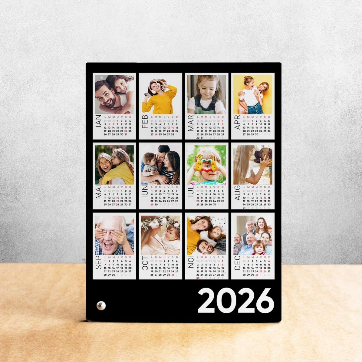 Ramă foto de birou personalizată cu 12 poze și calendar
