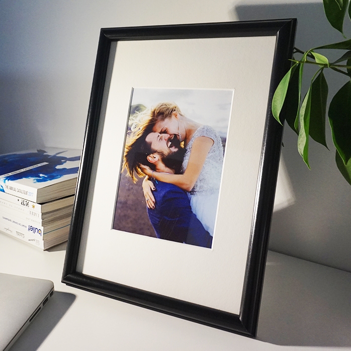 Ramă foto personalizată cu o poză - passepartout A4 portret