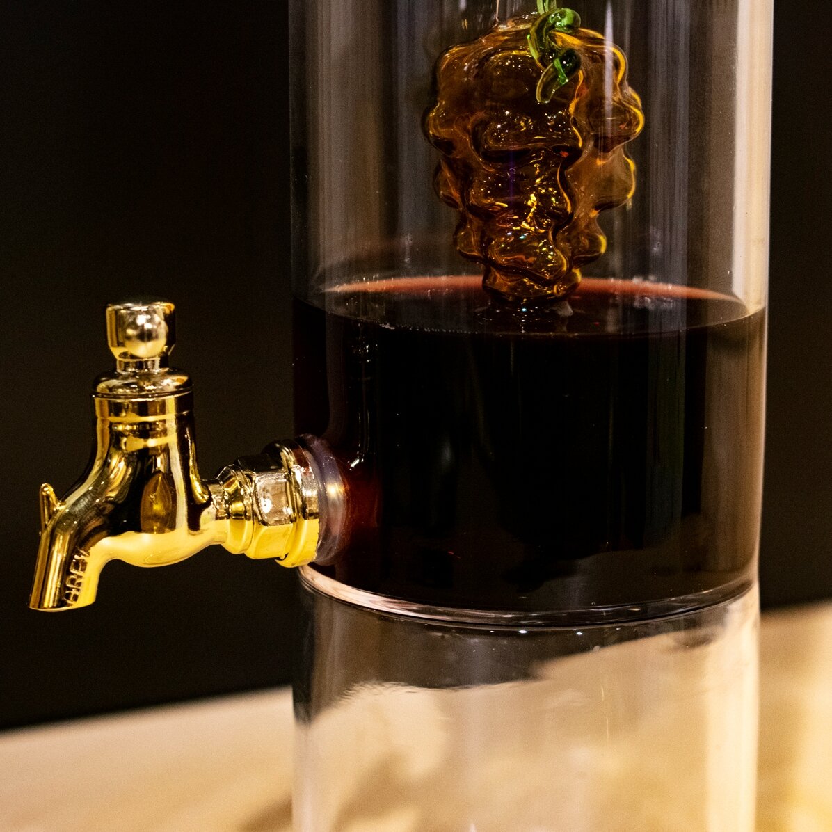 Set de băuturi cu 3 nivele și 6 păhărele