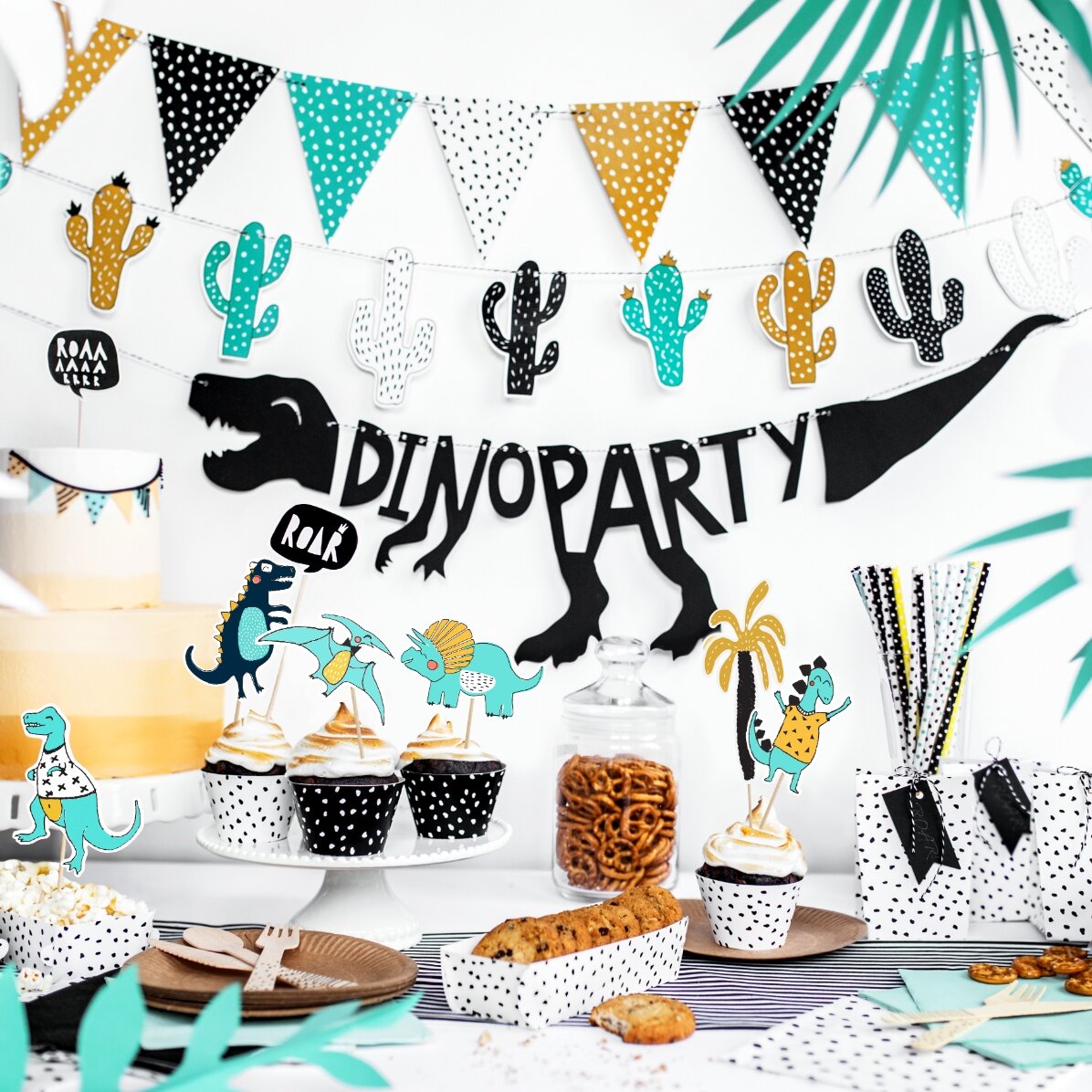 Set decoratiuni petrecere Dinozaur Dino party