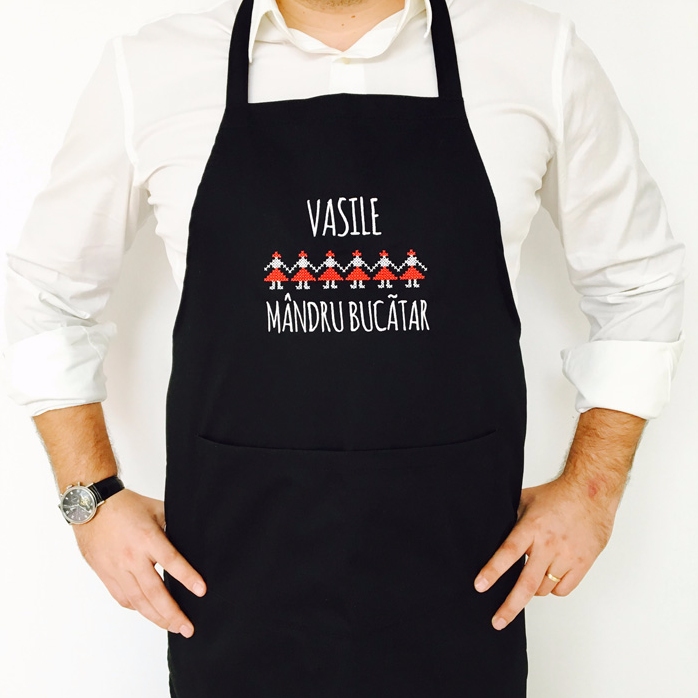 Șorț personalizat cu broderie tradițională pe negru