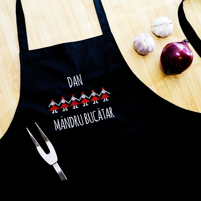 Șorț personalizat cu broderie tradițională pe negru